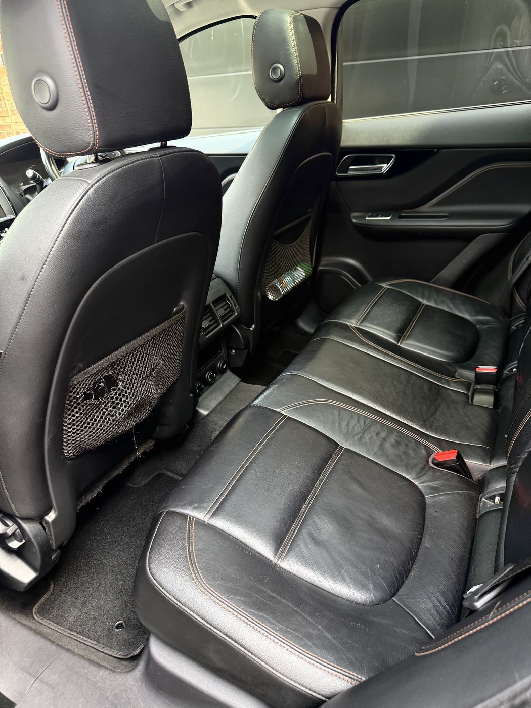 Rear seats and carpets